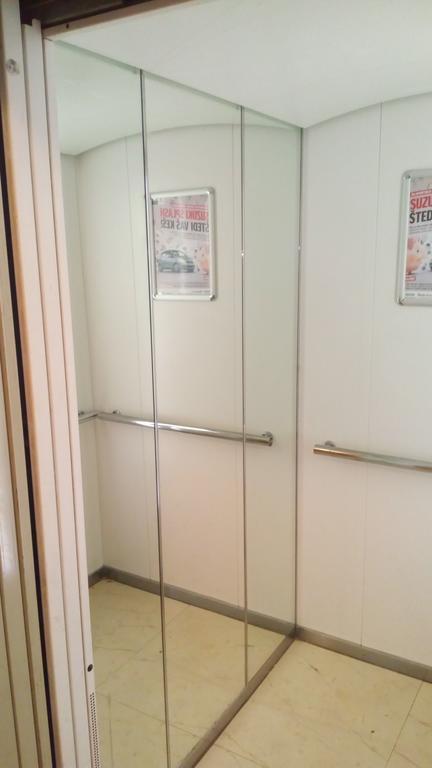 Apartment Viktor,Parking 奥西耶克 外观 照片